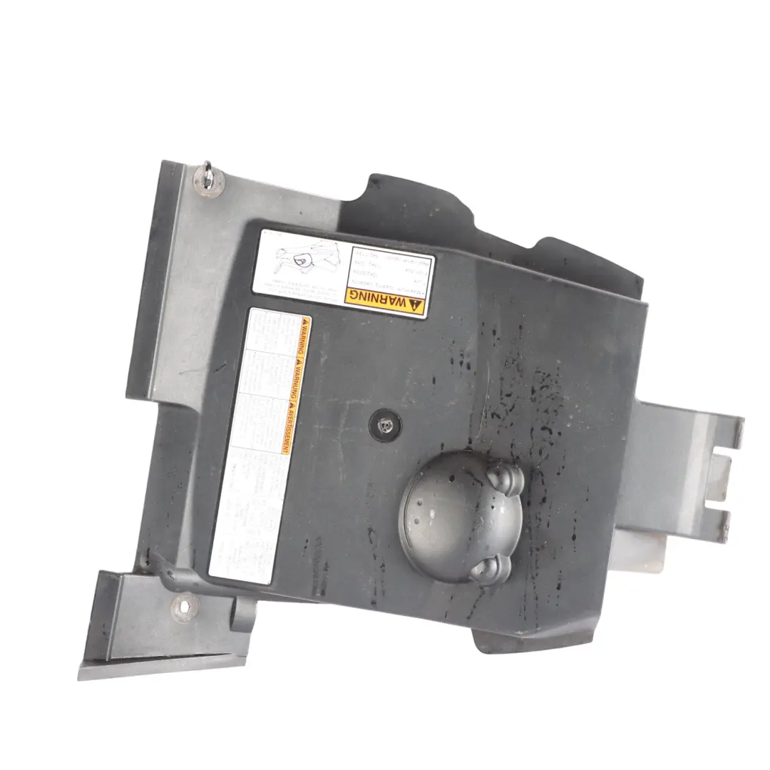 Burgman Skywave AN400 Helm Box Coffre Trim Panel Cover to Suzuki with Part number 92212-14F10 Suzuki Burgman Skywave AN400 Helm Box Coffre Trim Panel Cover - SKU 9221214F10000 - Part number 92212-14F10