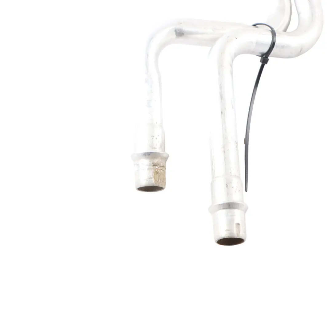 Tubo Linea Manicotto Liquido Raffreddamento per Renault Master 3 con numero di parte 924146903R Renault Master 3 Tubo Linea Manicotto Liquido Raffreddamento - SKU 924146903R - Numero di parte 924146903R