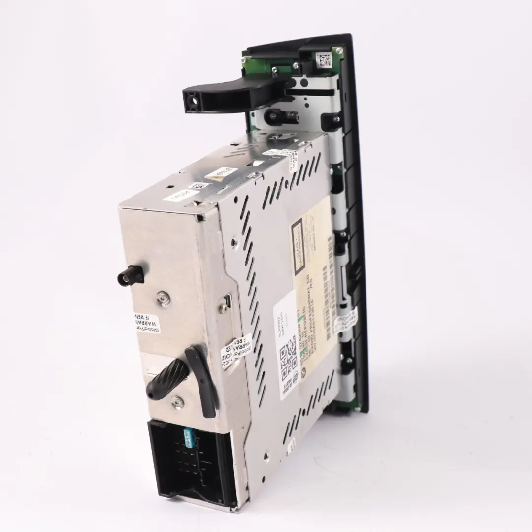 Lettore CD BMW E81 E82 E87 E88 E90 E91 E92 Radio Professional per con numero di parte 9242502 Lettore CD BMW E81 E82 E87 E88 E90 E91 E92 Radio Professional - SKU 9242502 - Numero di parte 9242502