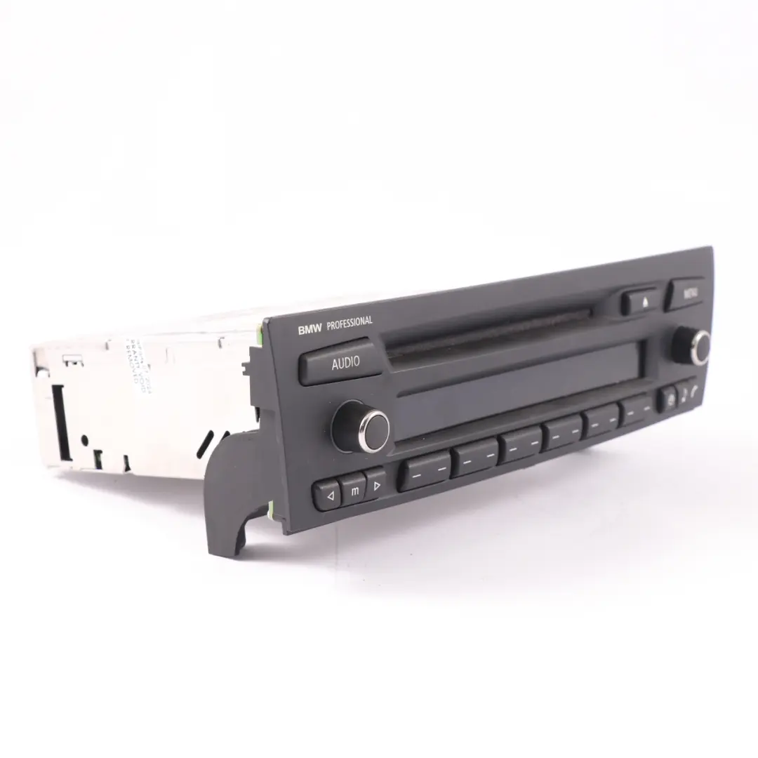 Lettore CD BMW E81 E82 E87 E88 E90 E91 E92 Radio Professional per con numero di parte 9242502 Lettore CD BMW E81 E82 E87 E88 E90 E91 E92 Radio Professional - SKU 9242502 - Numero di parte 9242502