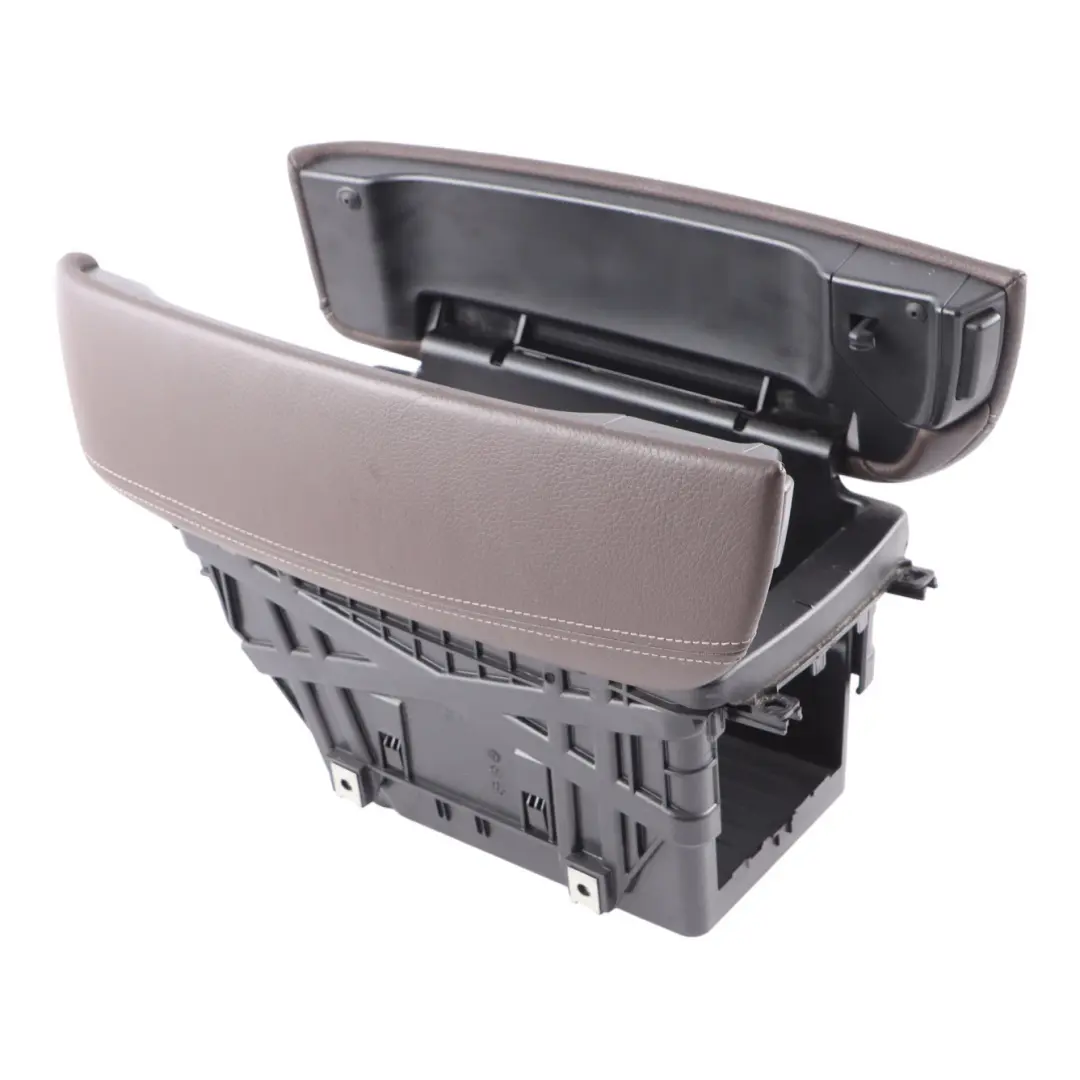Armrest Centre Console Arm Rest Cover Front Leather Mokka to BMW X5 F15 with Part number 9285086 BMW X5 F15 Armrest Centre Console Arm Rest Cover Front Leather Mokka - SKU 9285086 - Part number 9285086