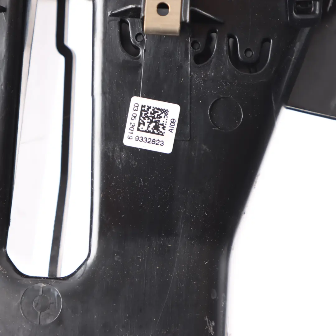 Duct Mini Cooper F54 F60 Air Vent Rear Passenger Ventilation Chrom to Air with Part number 9332823 Air Duct Mini Cooper F54 F60 Air Vent Rear Passenger Ventilation Chrom - SKU 9332823 - Part number 9332823