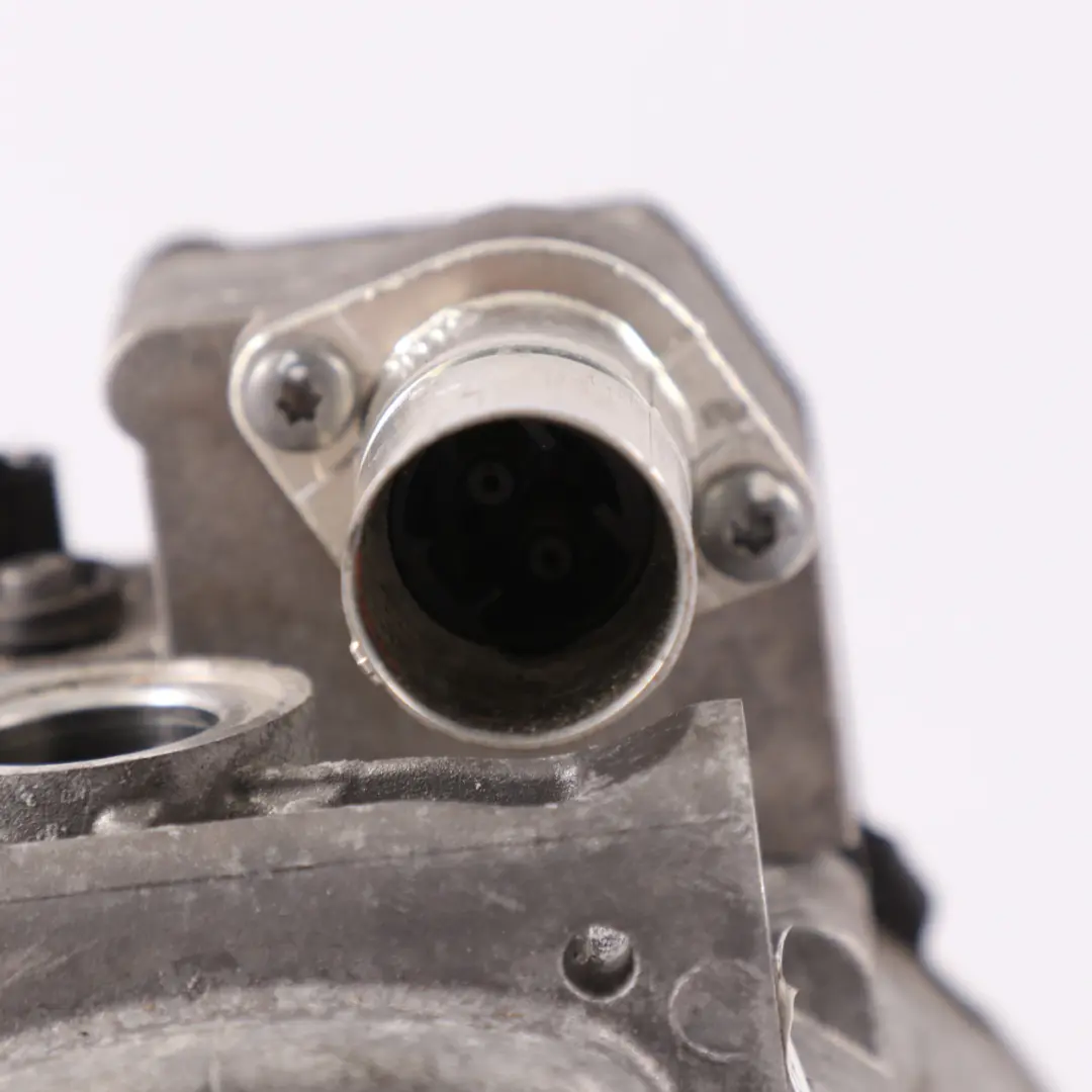 Sprężarka Klimatyzacji A/C do BMW F30 F45 G20 G30 Mini F60 o numerze 9496106 BMW F30 F45 G20 G30 Mini F60 Sprężarka Klimatyzacji A/C - SKU 9496106 - Numer Części 9496106