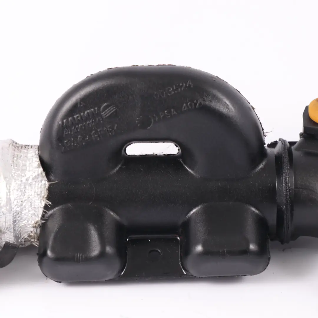 Citroen Dispatch 3 Air Inlet Intake Pipe Hose Line to with Part number 9657083280 Citroen Dispatch 3 Air Inlet Intake Pipe Hose Line - SKU 9657083280 - Part number 9657083280