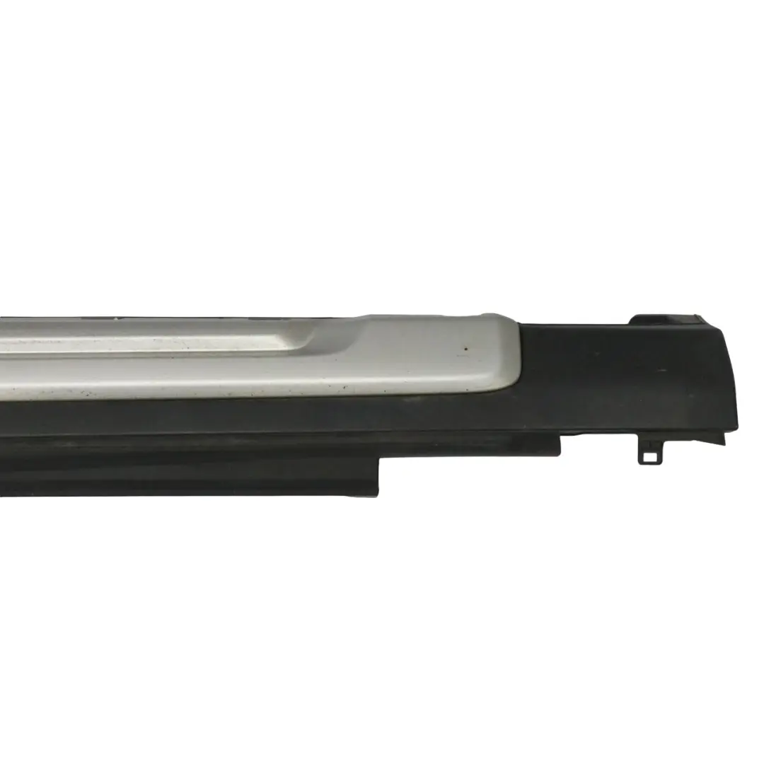 Bas de Porte Seuil A Gauche pour Mini Countryman R60 Cooper S ALL4 à propos du numéro de pièce 9813635 Mini Countryman R60 Cooper S ALL4 Bas de Porte Seuil A Gauche - SKU 9813635-1 - Numéro de pièce 9813635