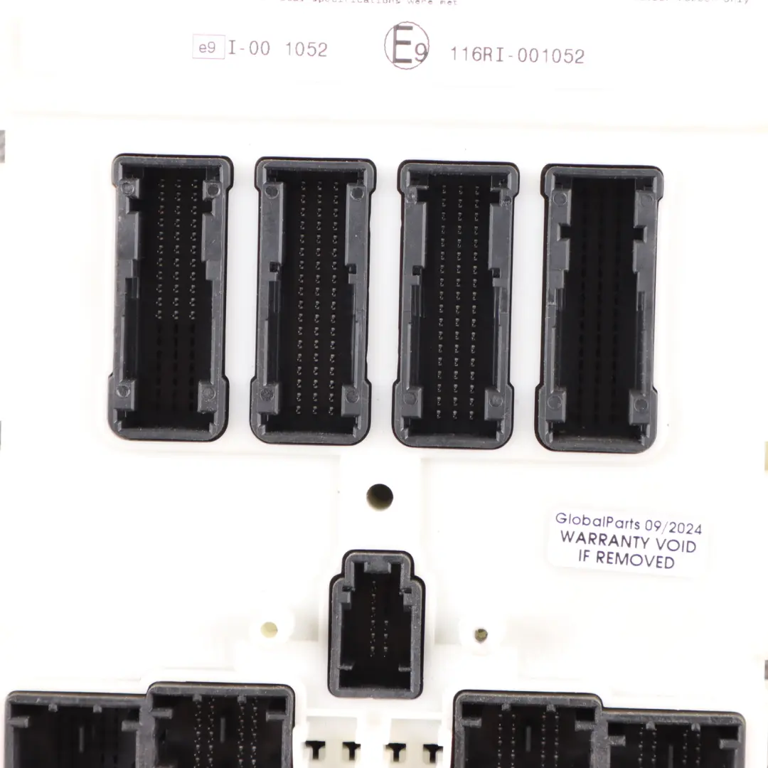 Body Control Comfort Module Unit FEM ECU to BMW F20 F30 F80 F82 F87 with Part number 9868380 BMW F20 F30 F80 F82 F87 Body Control Comfort Module Unit FEM ECU - SKU 9868380 - Part number 9868380