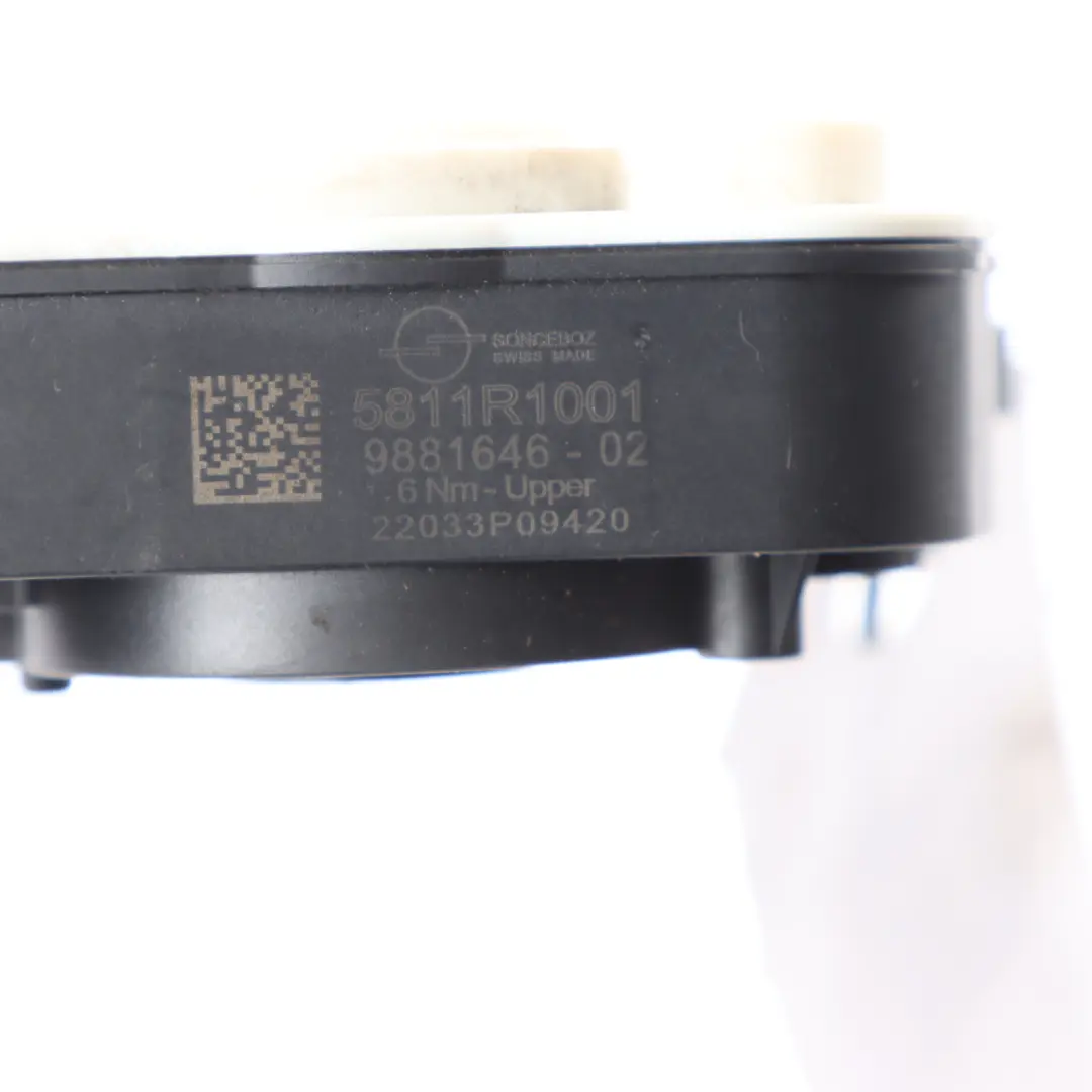 Griglia Anteriore Attuatore Motore Superiore 6Nm per BMW F44 con numero di parte 9881646 BMW F44 Griglia Anteriore Attuatore Motore Superiore 6Nm - SKU 9881646 - Numero di parte 9881646