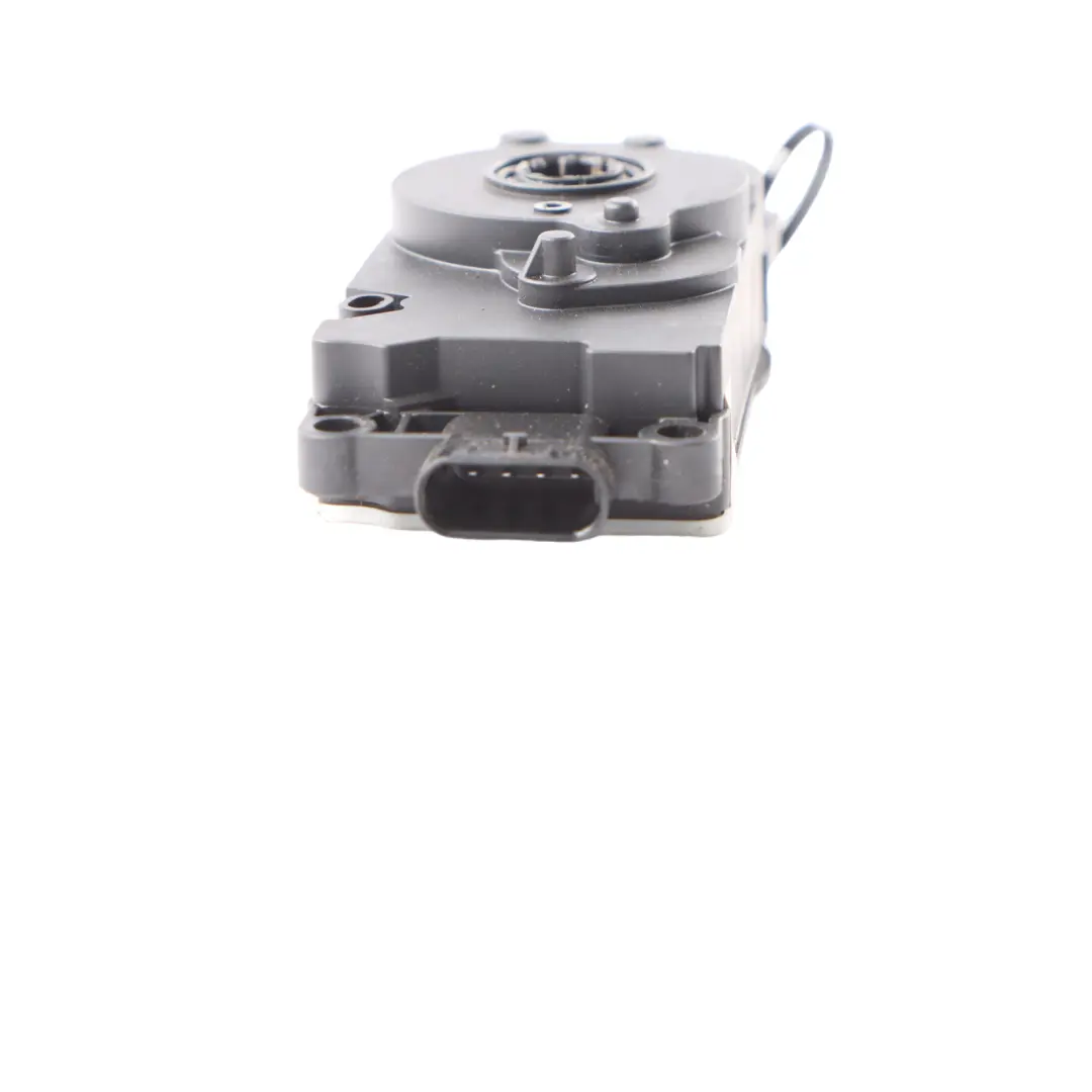 Griglia Anteriore Attuatore Motore Superiore 6Nm per BMW F44 con numero di parte 9881646 BMW F44 Griglia Anteriore Attuatore Motore Superiore 6Nm - SKU 9881646 - Numero di parte 9881646