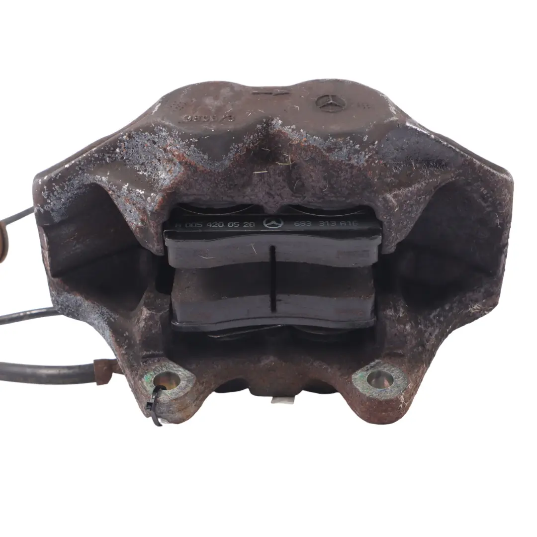 Bremssattel Vorne Rechts Radbremsanlage für Mercedes W140 mit Teilenummer A0004208583 Mercedes W140 Bremssattel Vorne Rechts Radbremsanlage - SKU A0004208583 - Teilenummer A0004208583