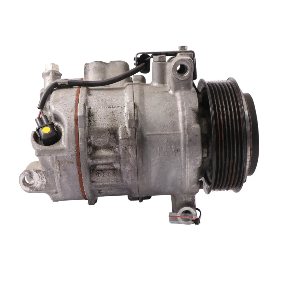 Mercedes W205 Air Conditioning Compressor A/C Unit - SKU A0008308700 - Numéro de pièce A0008308700