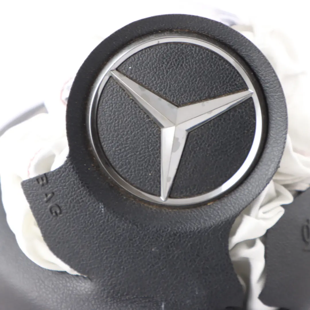 Steering Wheel Driver Air Module Damaged to Mercedes Vito W447 with Part number A0008601402 Mercedes Vito W447 Steering Wheel Driver Air Module Damaged - SKU A0008601402-2 - Part number A0008601402