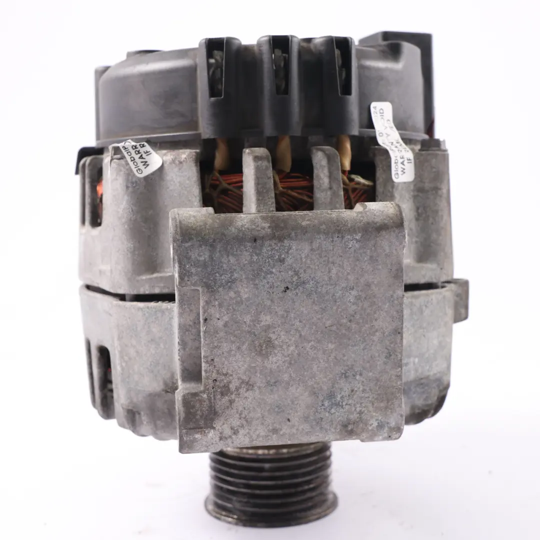 W907 OM642 Alternateur moteur diesel pour Mercedes W639 W906 à propos du numéro de pièce A0009062700 Mercedes W639 W906 W907 OM642 Alternateur moteur diesel - SKU A0009062700-1 - Numéro de pièce A0009062700