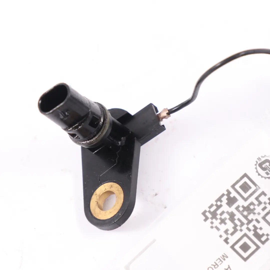 Oil Level Engine Sensor to Mercedes W204 Diesel with Part number A0011531332 Mercedes W204 Diesel Oil Level Engine Sensor - SKU A0011531332 - Part number A0011531332