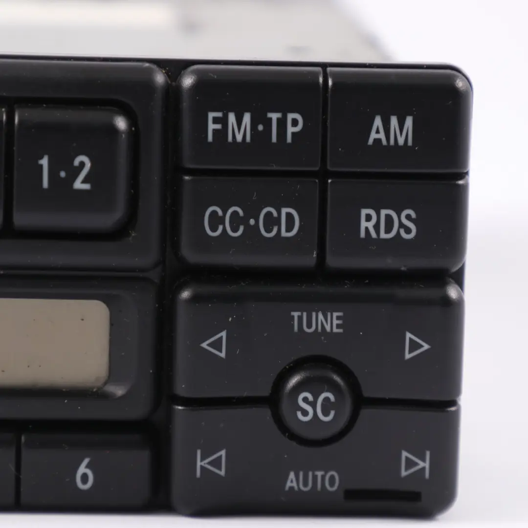 Unità principale Radio Player Modulo controllo Becker per Mercedes W140 con numero di parte A0038208286 Mercedes W140 Unità principale Radio Player Modulo controllo Becker - SKU A0038208286 - Numero di parte A0038208286