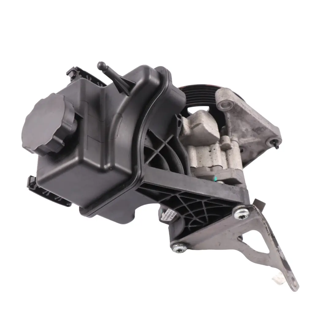 Pompe direction assistée Mercedes W639 W906 Diesel d'huile mécanique  - SKU A0064667801-1 - Numéro de pièce A0064667801