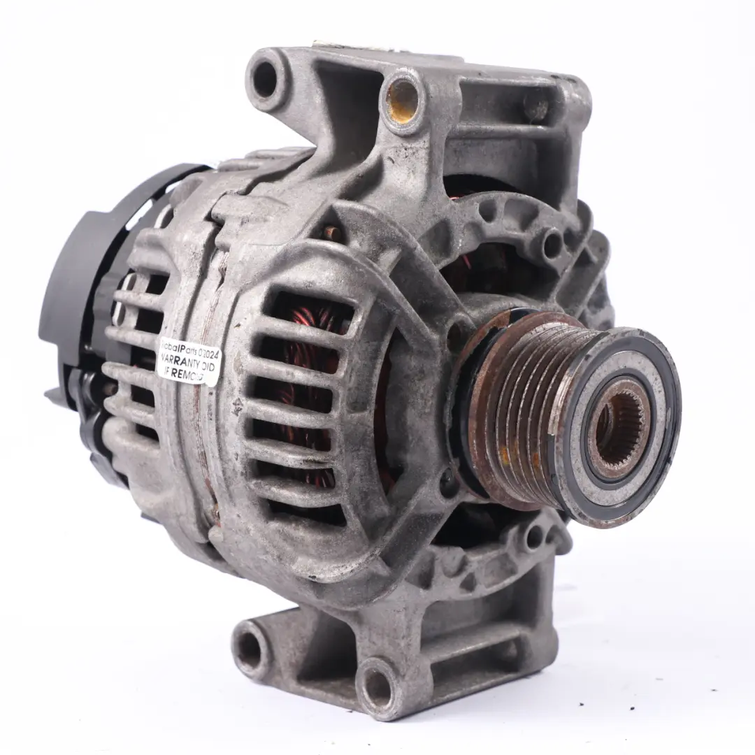 W903 OM611 Alternateur moteur diesel 14V 90A pour Mercedes à propos du numéro de pièce A0121542002 Mercedes W903 OM611 Alternateur moteur diesel 14V 90A - SKU A0121542002 - Numéro de pièce A0121542002