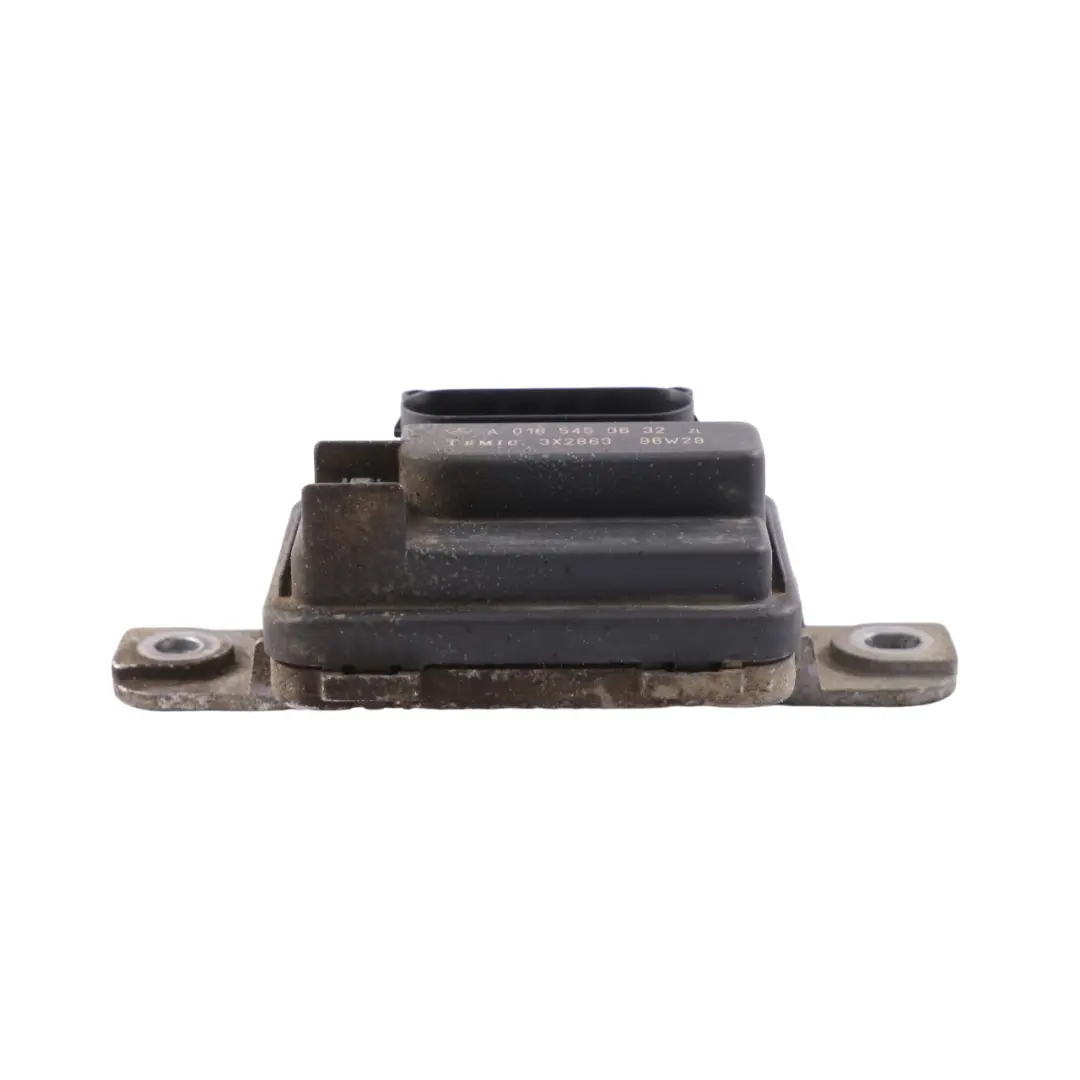 Kühlung Kühlerlüfter Steuergerät Modul für Mercedes C140 W202 Motor mit Teilenummer A0165459632 Mercedes C140 W202 Motor Kühlung Kühlerlüfter Steuergerät Modul - SKU A0165459632 - Teilenummer A0165459632