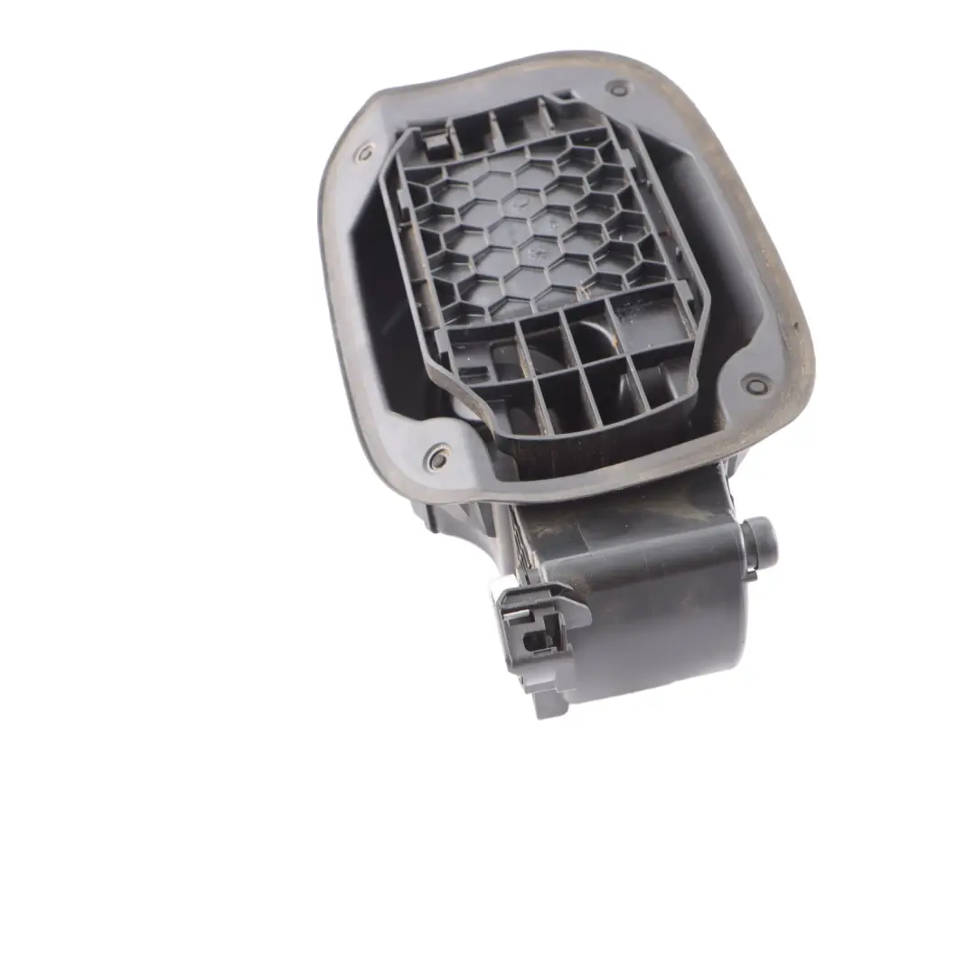 X177 Tankdeckel Einfüllstutzen für Mercedes C117 mit Teilenummer A1176300067 Mercedes C117 X177 Tankdeckel Einfüllstutzen - SKU A1176300067 - Teilenummer A1176300067