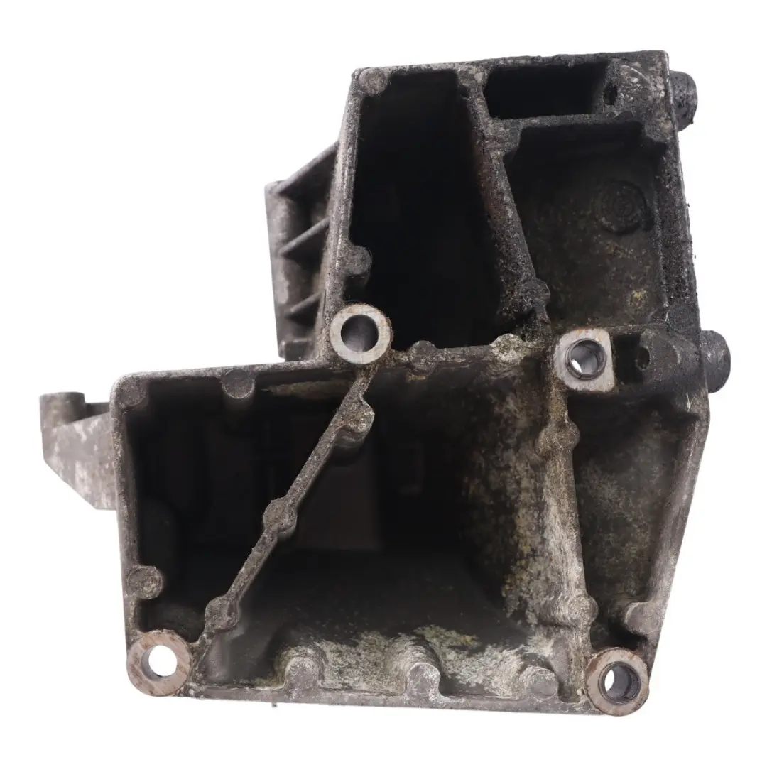 Mercedes W124 Pompa servosterzo supporto cuscinetto - SKU A1031301135 - Numero di parte A1264660641