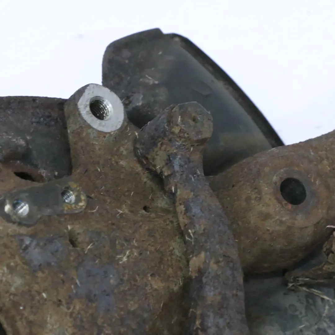 Zwrotnica Piasta Zawieszenie Koła Lewy Przód do Mercedes C140 o numerze A1403320802 Mercedes C140 Zwrotnica Piasta Zawieszenie Koła Lewy Przód - SKU A1403320802 - Numer Części A1403320802