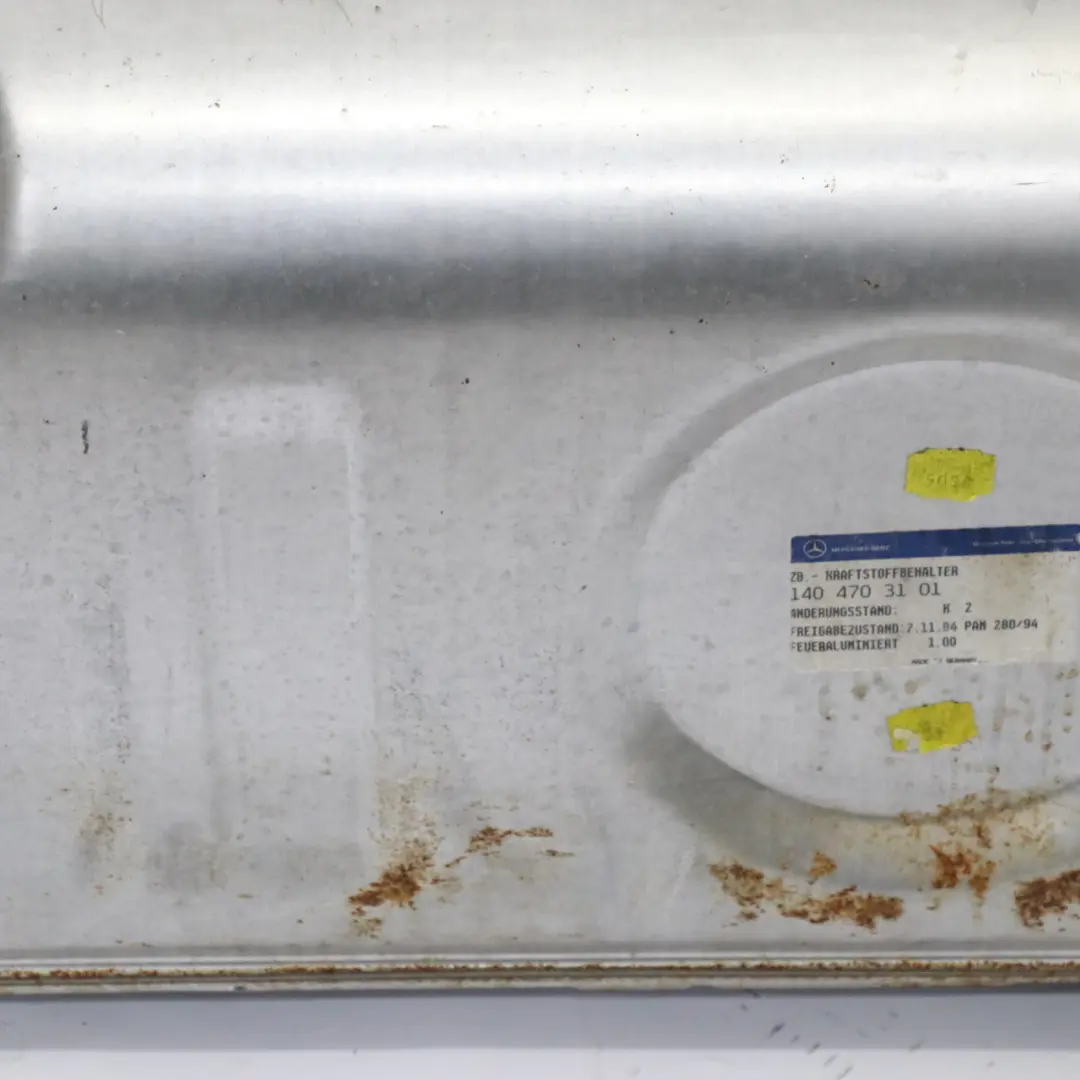 Kompletter Kraftstofftank Behälter 100L für Mercedes C140 mit Teilenummer A1404704901 Mercedes C140 Kompletter Kraftstofftank Behälter 100L - SKU A1404704901 - Teilenummer A1404704901