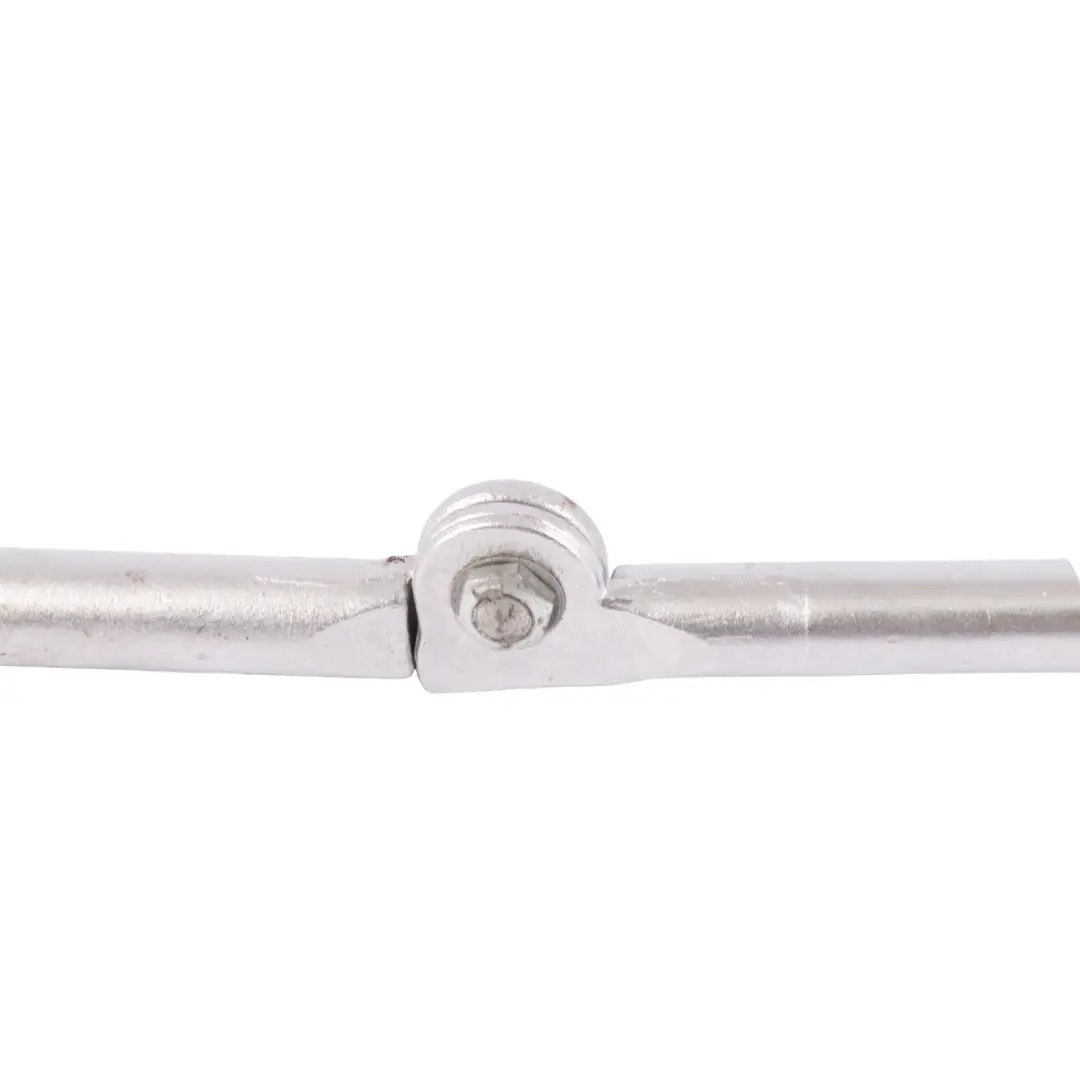 Clé douille 17x16 MM Outil réparation pour Mercedes C140 à propos du numéro de pièce A1405810001 Mercedes C140 Clé douille 17x16 MM Outil réparation - SKU A1405810001 - Numéro de pièce A1405810001