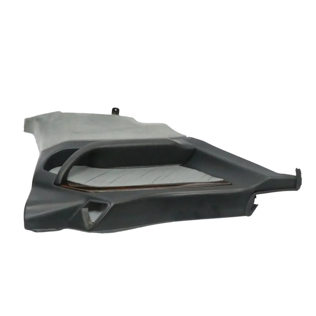 Couvercle carte porte arrière gauche panneau tissu pour Mercedes C140 à propos du numéro de pièce A1406900726 Mercedes C140 Couvercle carte porte arrière gauche panneau tissu - SKU A1406900726 - Numéro de pièce A1406900726