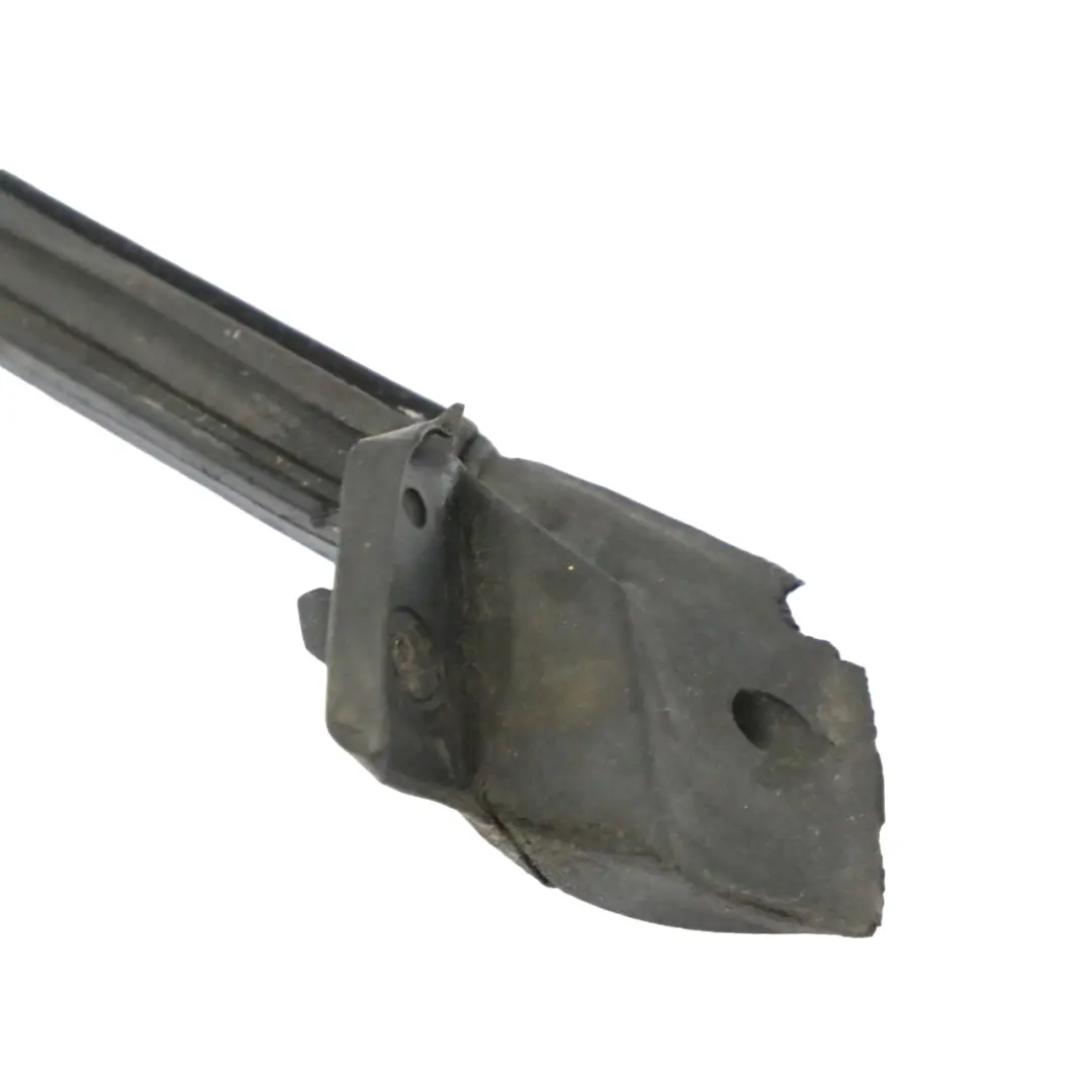 Guarnizione porta anteriore sinistra tenuta gomma per Mercedes C140 con numero di parte A1407200754 Mercedes C140 Guarnizione porta anteriore sinistra tenuta gomma - SKU A1407200754 - Numero di parte A1407200754