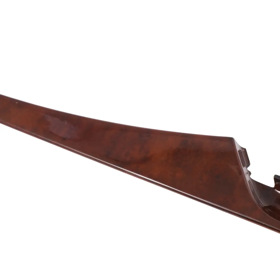 Garniture porte droite O/S Panel Chestnut Molding pour Mercedes C140 à propos du numéro de pièce A1407201822 Mercedes C140 Garniture porte droite O/S Panel Chestnut Molding - SKU A1407201822 - Numéro de pièce A1407201822