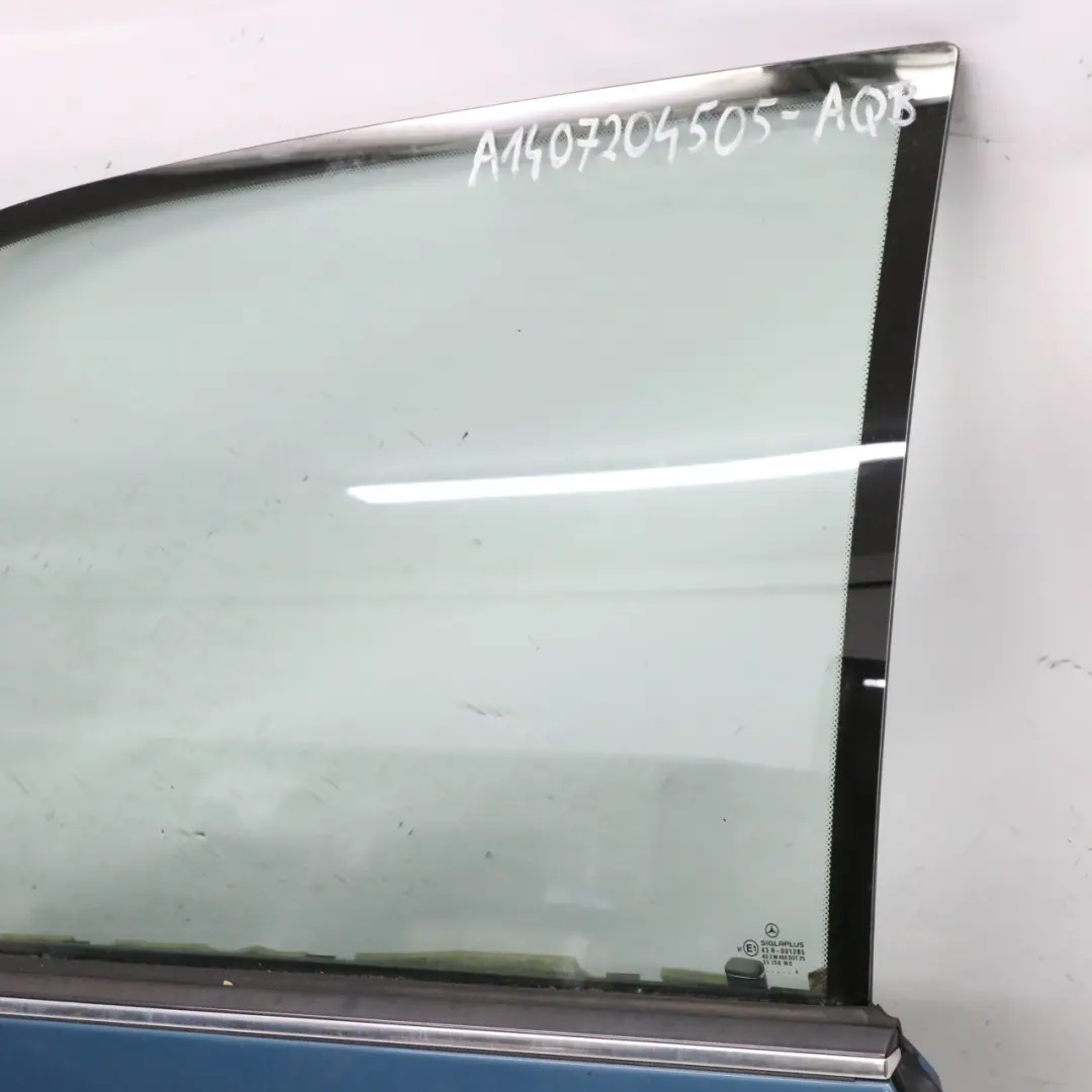 Porta anteriore sinistra Blu acquamarina metallizzato - 341 per Mercedes C140 con numero di parte A1407204505 Mercedes C140 Porta anteriore sinistra Blu acquamarina metallizzato - 341 - SKU A1407204505-AQB - Numero di parte A1407204505
