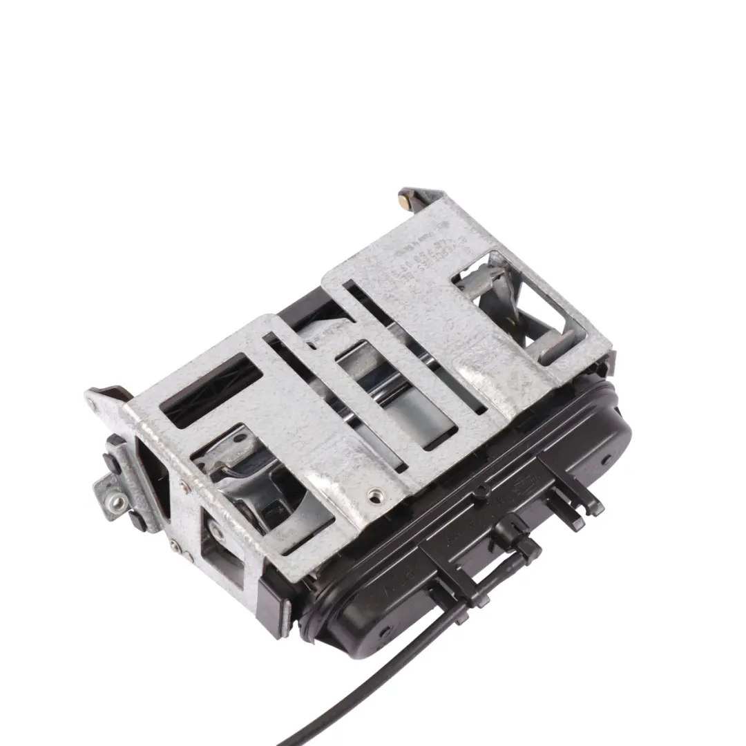 Zamek Klapy Bagażnika Tył do Mercedes C140 o numerze A1407500393 Mercedes C140 Zamek Klapy Bagażnika Tył - SKU A1407500393 - Numer Części A1407500393