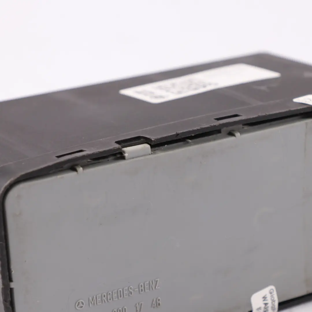 Central Lock Door Soft Close Vacuum Pump to Mercedes C140 with Part number A1408001748 Mercedes C140 Central Lock Door Soft Close Vacuum Pump - SKU A1408001748 - Part number A1408001748