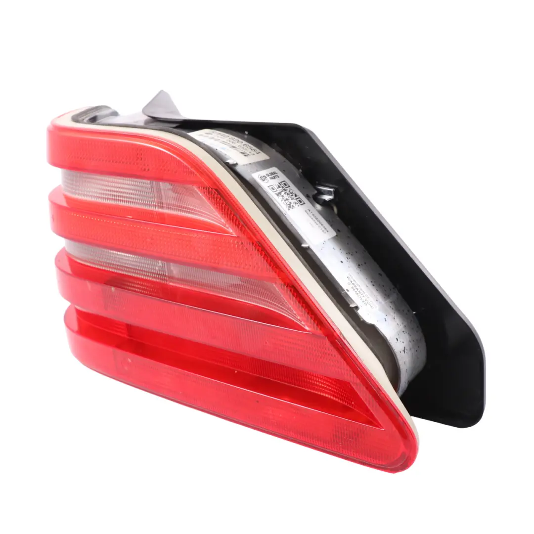 Rücklicht Lampe hinten links für Mercedes C140 mit Teilenummer A1408206564 Mercedes C140 Rücklicht Lampe hinten links - SKU A1408206564 - Teilenummer A1408206564