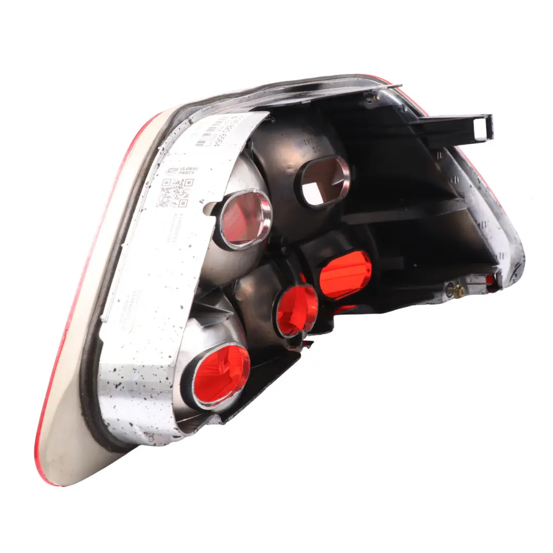 Feu arrière gauche pour Mercedes C140 à propos du numéro de pièce A1408206564 Mercedes C140 Feu arrière gauche - SKU A1408206564 - Numéro de pièce A1408206564