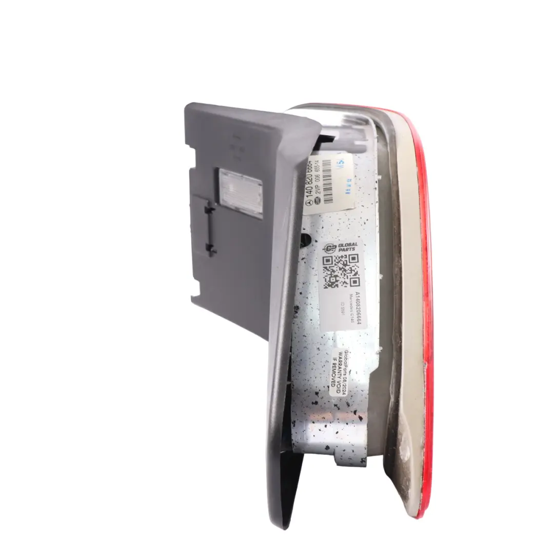 Luz Trasera Trasera Derecha para Mercedes C140 con número de pieza A1408206664 Mercedes C140 Luz Trasera Trasera Derecha - SKU A1408206664 - Número de pieza A1408206664