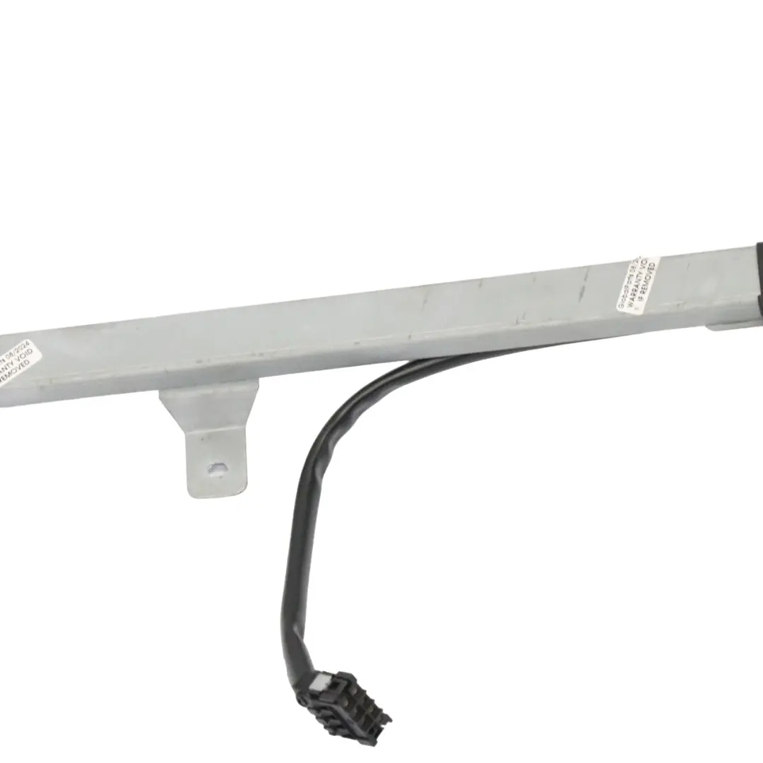 Sicherheitsgurt-Zuführung vorne links Motor für Mercedes C140 mit Teilenummer A1408600504 Mercedes C140 Sicherheitsgurt-Zuführung vorne links Motor - SKU A1408600504 - Teilenummer A1408600504