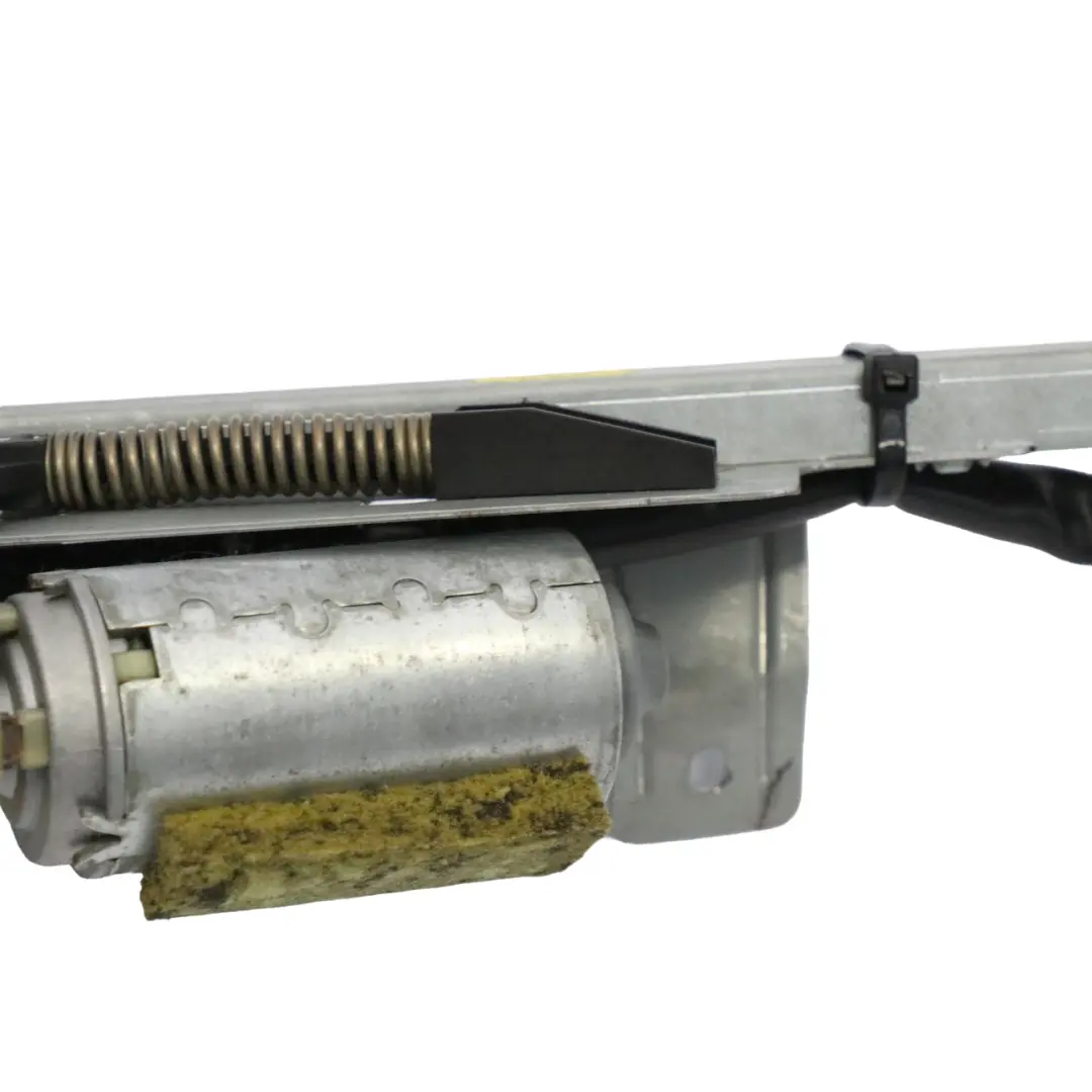 Sicherheitsgurt-Zuführung vorne rechts Motor A1408600504 für Mercedes C140 mit Teilenummer A1408600604 Mercedes C140 Sicherheitsgurt-Zuführung vorne rechts Motor A1408600504 - SKU A1408600604 - Teilenummer A1408600604