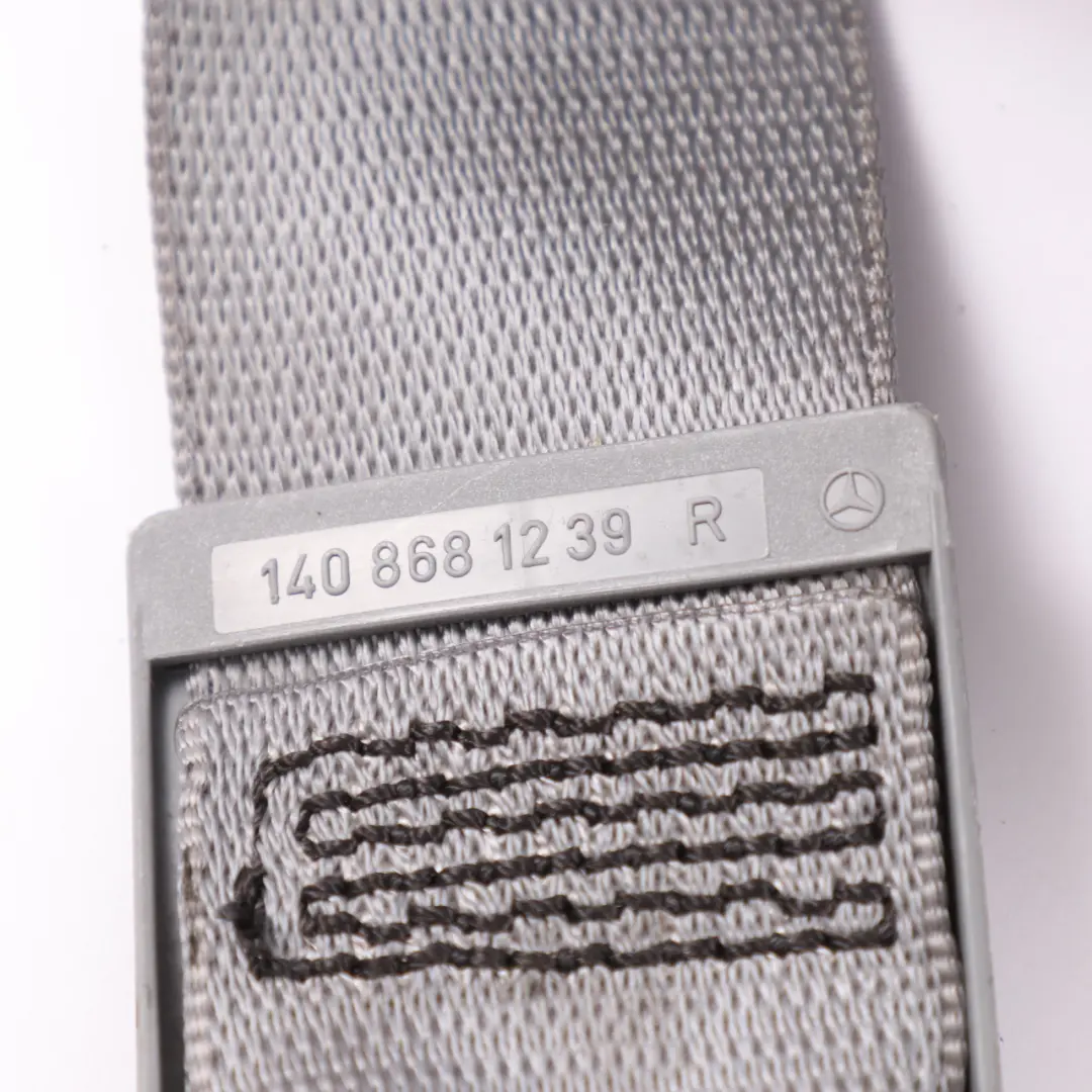 Ceinture sécurité supérieure avant côté droit pour Mercedes C140 à propos du numéro de pièce A1408601285 Mercedes C140 Ceinture sécurité supérieure avant côté droit - SKU A1408601285 - Numéro de pièce A1408601285