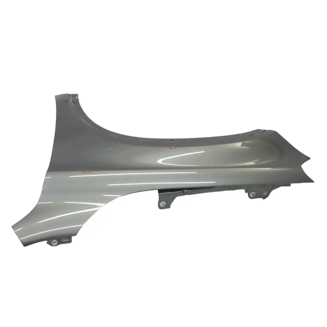 Błotnik Lewy Przedni Mountain Grey Szary Metalik - 787 do Mercedes X156 o numerze A1568800118 Mercedes X156 Błotnik Lewy Przedni Mountain Grey Szary Metalik - 787 - SKU A1568800118-MG - Numer Części A1568800118