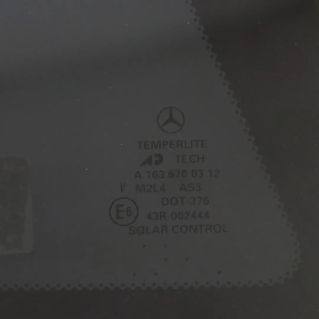 Mercedes W163 Tylna Lewa Ćwiartka Szyba Pochłaniająca AS3 Szkło - SKU A1636700312 - Numer Części A1636700312