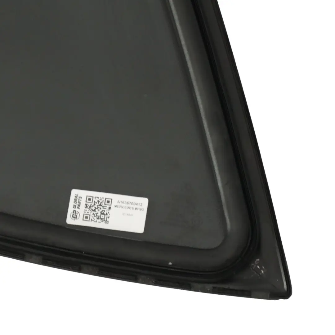 Hinten Rechts Viertel Fenster Absorbieren AS3 Glas für Mercedes W163 mit Teilenummer A1636700412 Mercedes W163 Hinten Rechts Viertel Fenster Absorbieren AS3 Glas - SKU A1636700412 - Teilenummer A1636700412