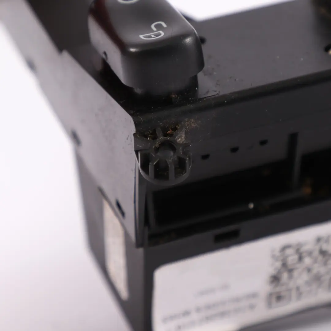 Mercedes W163 Consola Central Ventana Espejo Control Interruptor - SKU A1638207110-1 - Número de pieza A1638207110