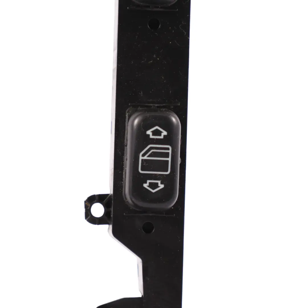 Mercedes W163 Console Centrale Fenêtre Rétroviseur Commutateur - SKU A1638207110-1 - Numéro de pièce A1638207110