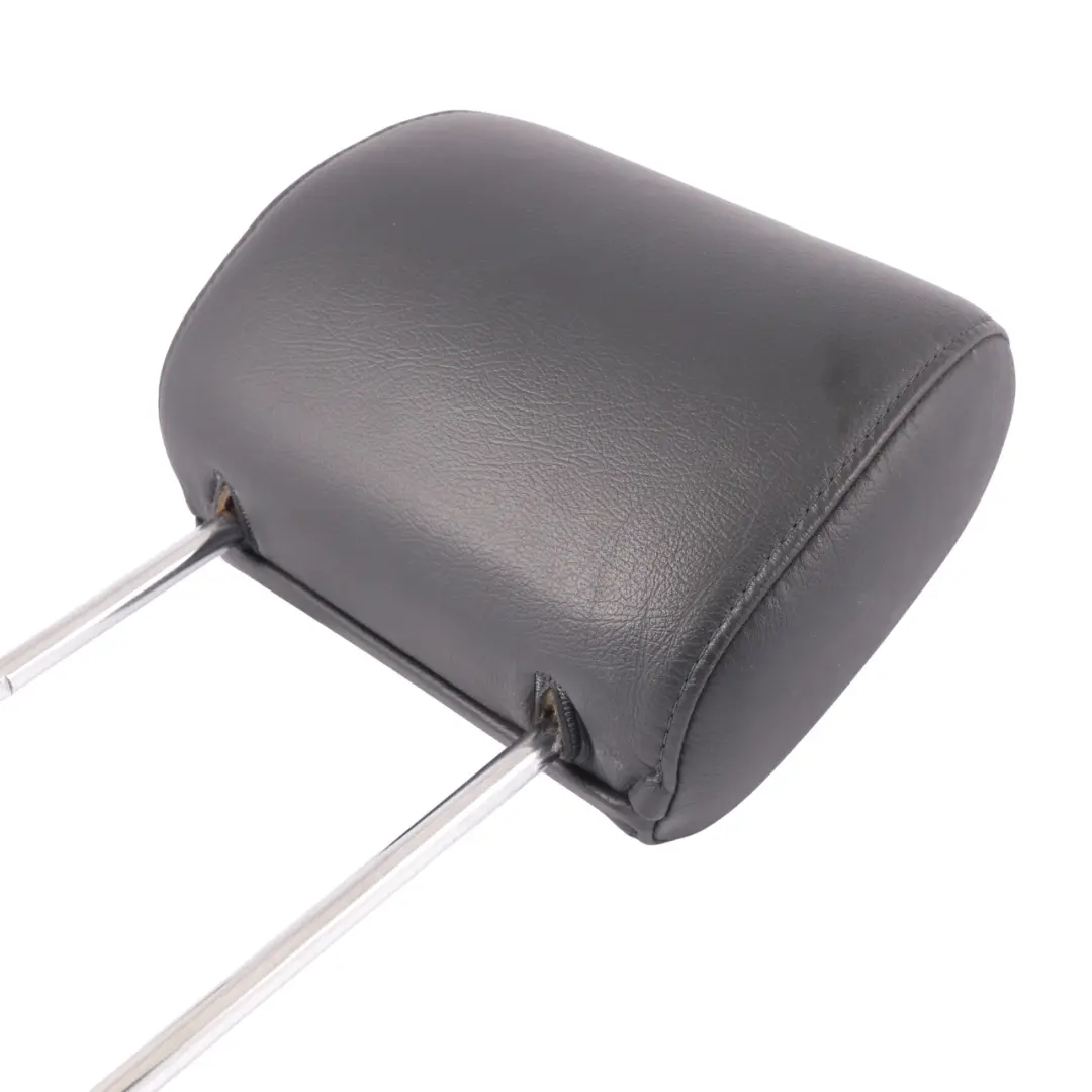 Poggiatesta anteriore in pelle nera per Mercedes W163 con numero di parte A1639701750 Mercedes W163 Poggiatesta anteriore in pelle nera - SKU A1639701750 - Numero di parte A1639701750