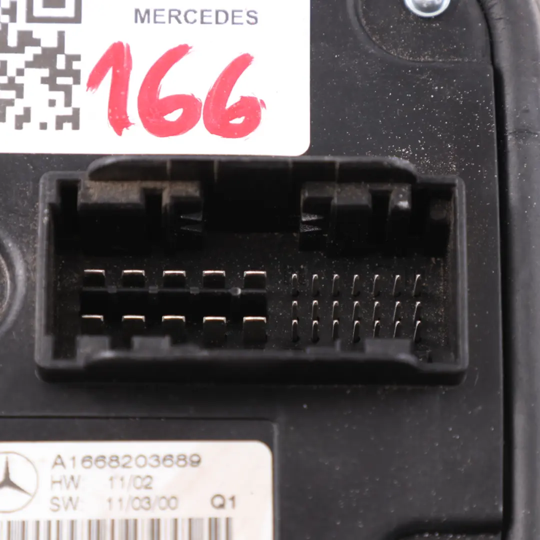 W218 Unità controllo ballast fari allo xeno per Mercedes ML W166 CLS con numero di parte A1668203689 Mercedes ML W166 CLS W218 Unità controllo ballast fari allo xeno - SKU A1668203689 - Numero di parte A1668203689