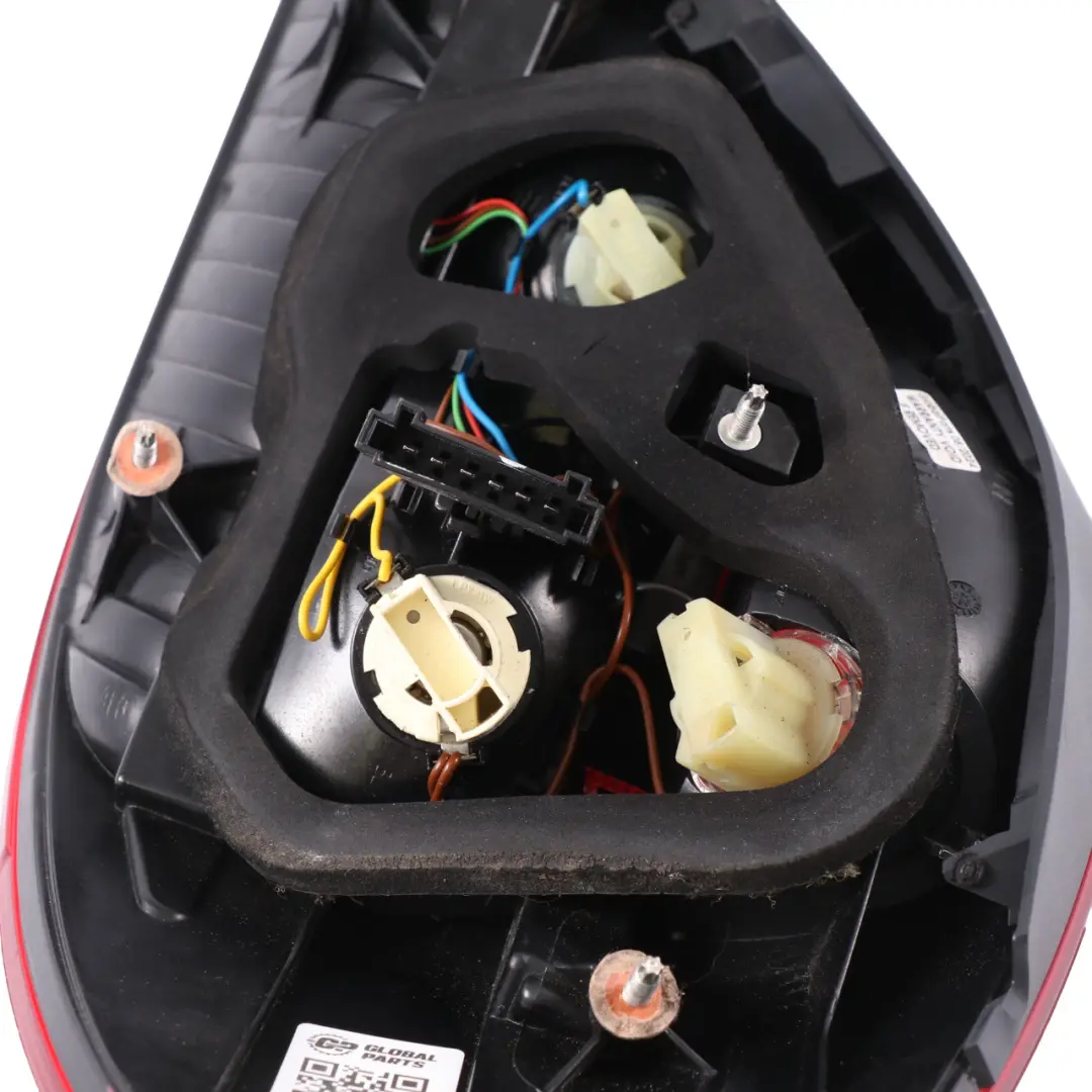 Fanale posteriore Mercedes SLK R171 Sinistra Luce Pannello laterale per con numero di parte A1718200564 Fanale posteriore Mercedes SLK R171 Sinistra Luce Pannello laterale - SKU A1718200564-1 - Numero di parte A1718200564