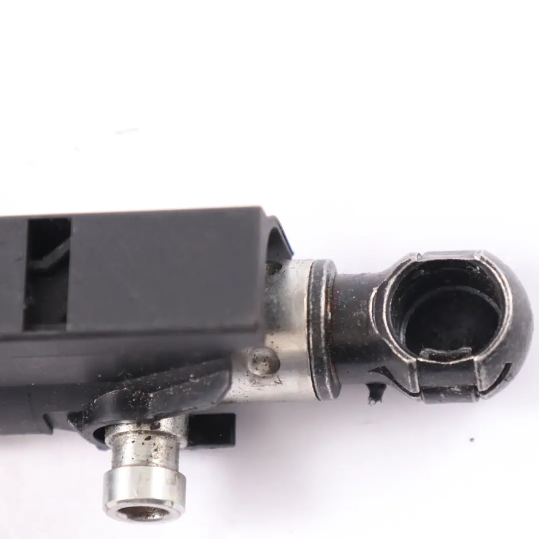 Couvercle toit Cylindre hydraulique coffre Vérin pour Mercedes SLK R171 à propos du numéro de pièce A1718207610 Mercedes SLK R171 Couvercle toit Cylindre hydraulique coffre Vérin - SKU A1718207610 - Numéro de pièce A1718207610