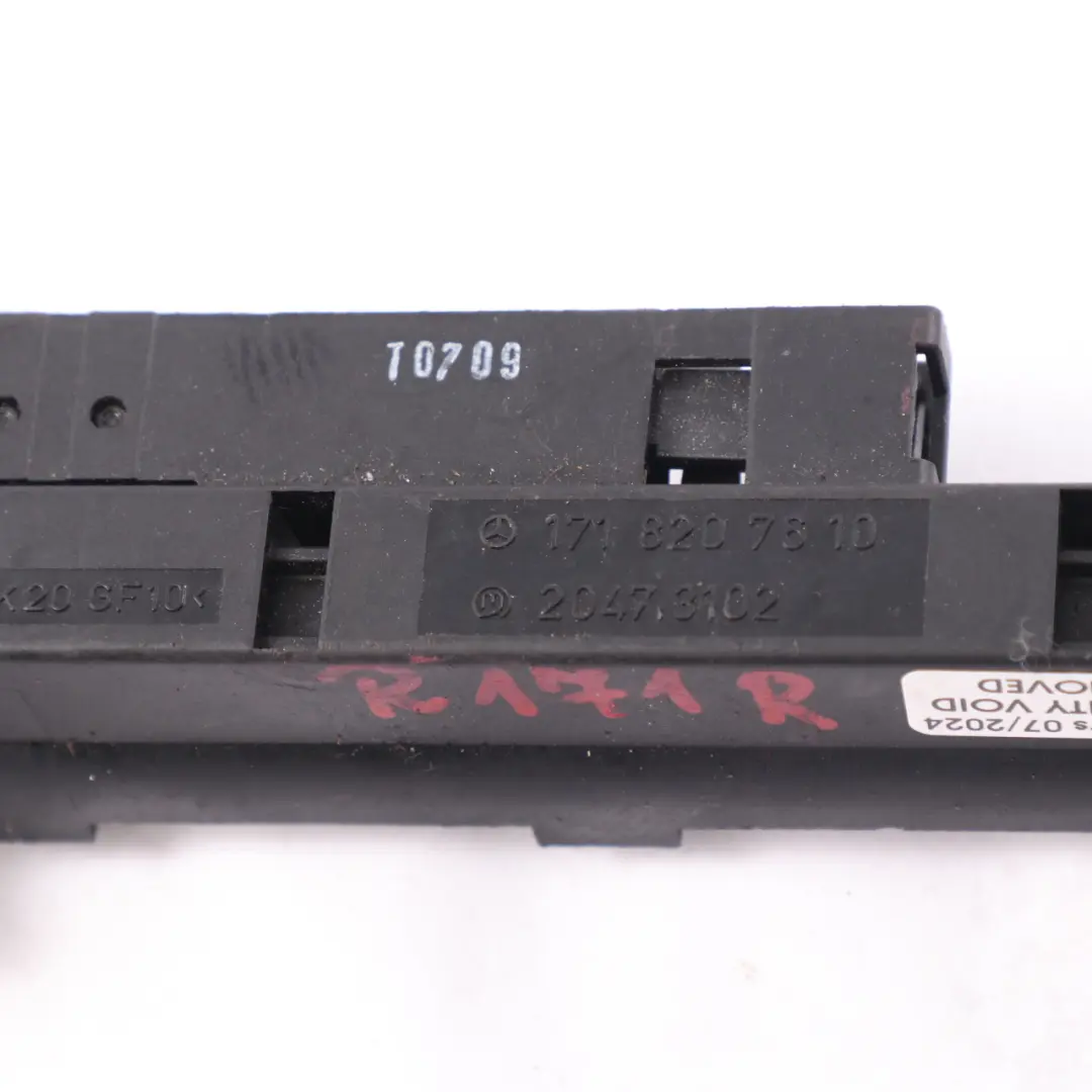 Mercedes SLK R171 Techo Cilindro Hidráulico Tapa Bota Puntal - SKU A1718207610 - Número de pieza A1718207610