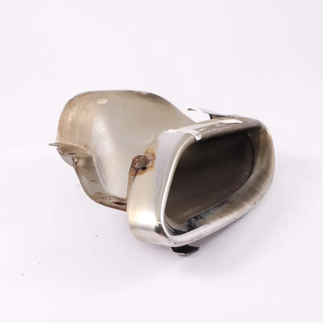 Embout tuyau d'échappement arrière gauche pour Mercedes SLK R172 à propos du numéro de pièce A1724900427 Mercedes SLK R172 Embout tuyau d'échappement arrière gauche - SKU A1724900427 - Numéro de pièce A1724900427