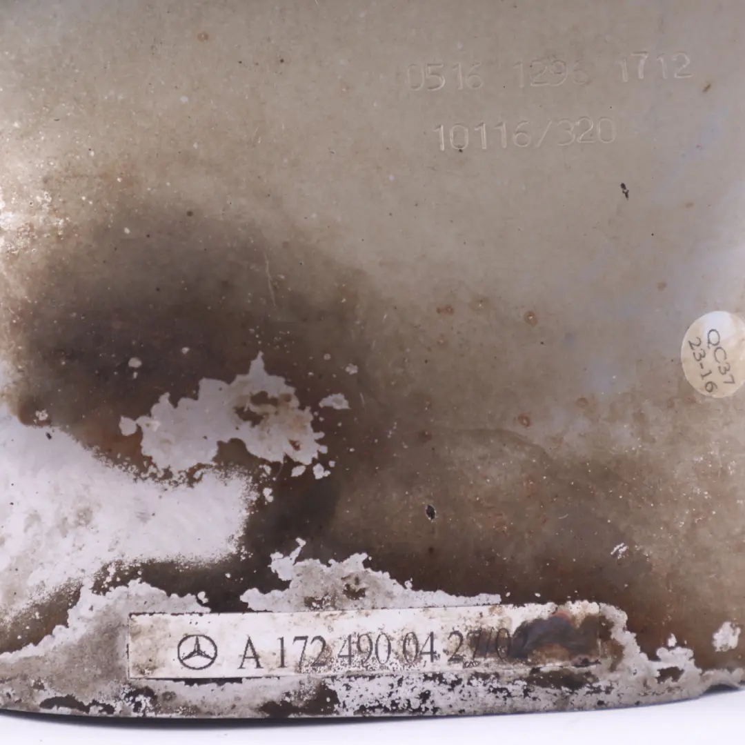 Embout tuyau d'échappement arrière gauche pour Mercedes SLK R172 à propos du numéro de pièce A1724900427 Mercedes SLK R172 Embout tuyau d'échappement arrière gauche - SKU A1724900427 - Numéro de pièce A1724900427